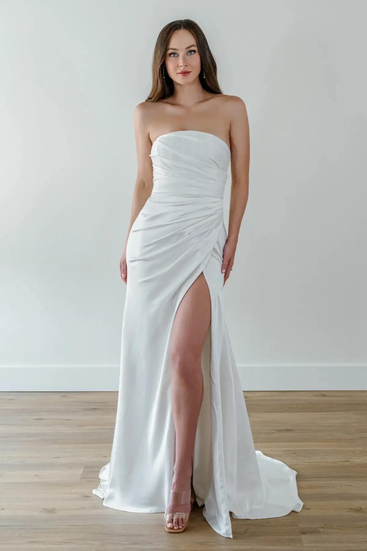 Wtoo by Watters wedding gown